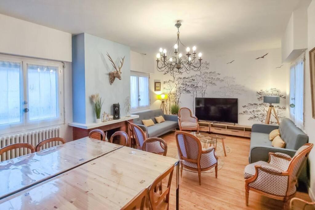 Royan - Villa La Cigale - 7 Chambres / 16 Couchages ภายนอก รูปภาพ